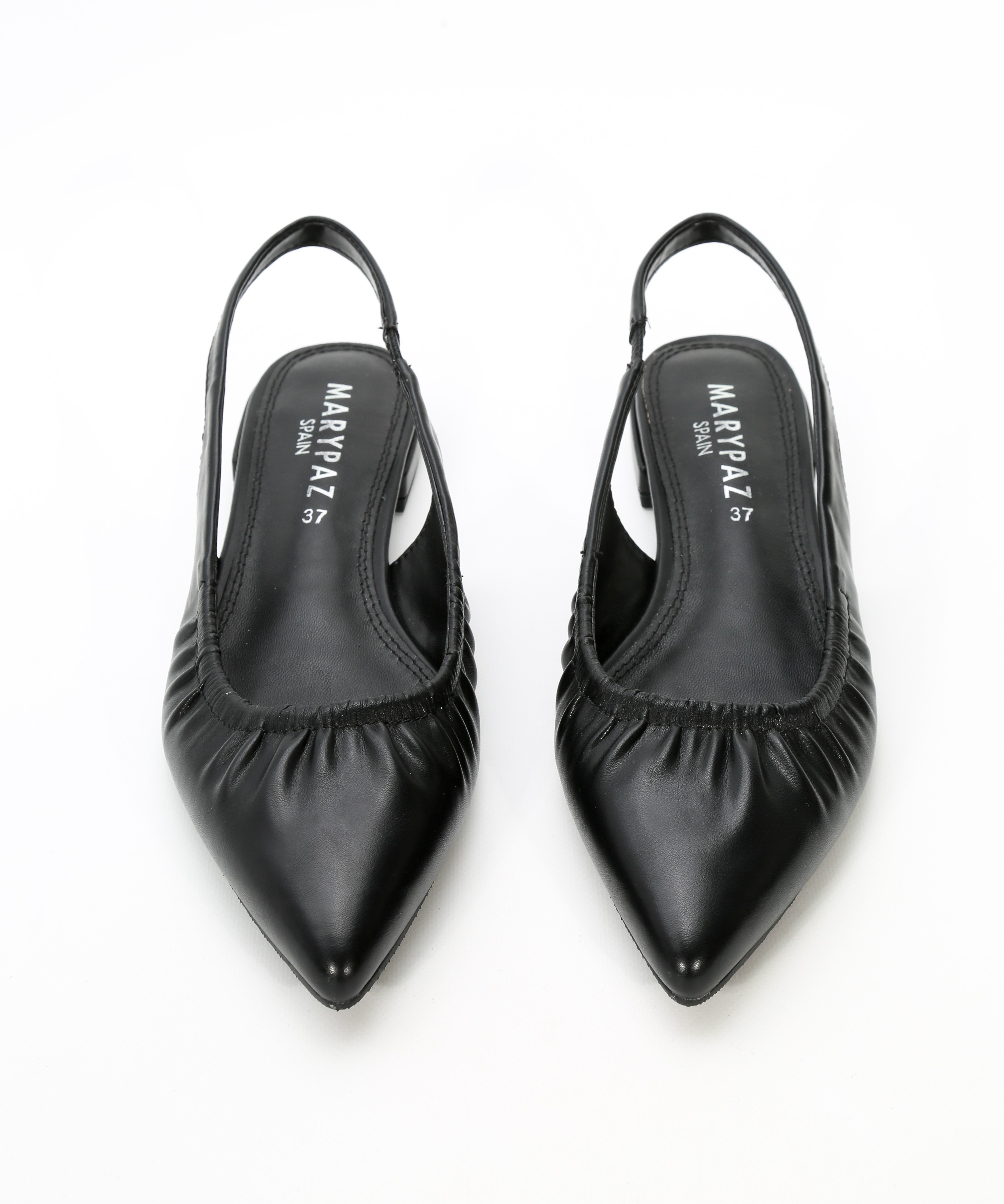 Zapato destalonado punta